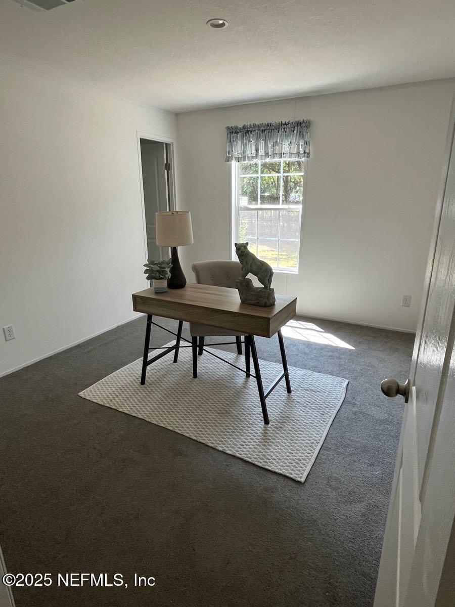 540324 Lem Turner Road Callahan, FL 32011 - Photo 18 of 25 a workspace with furniture