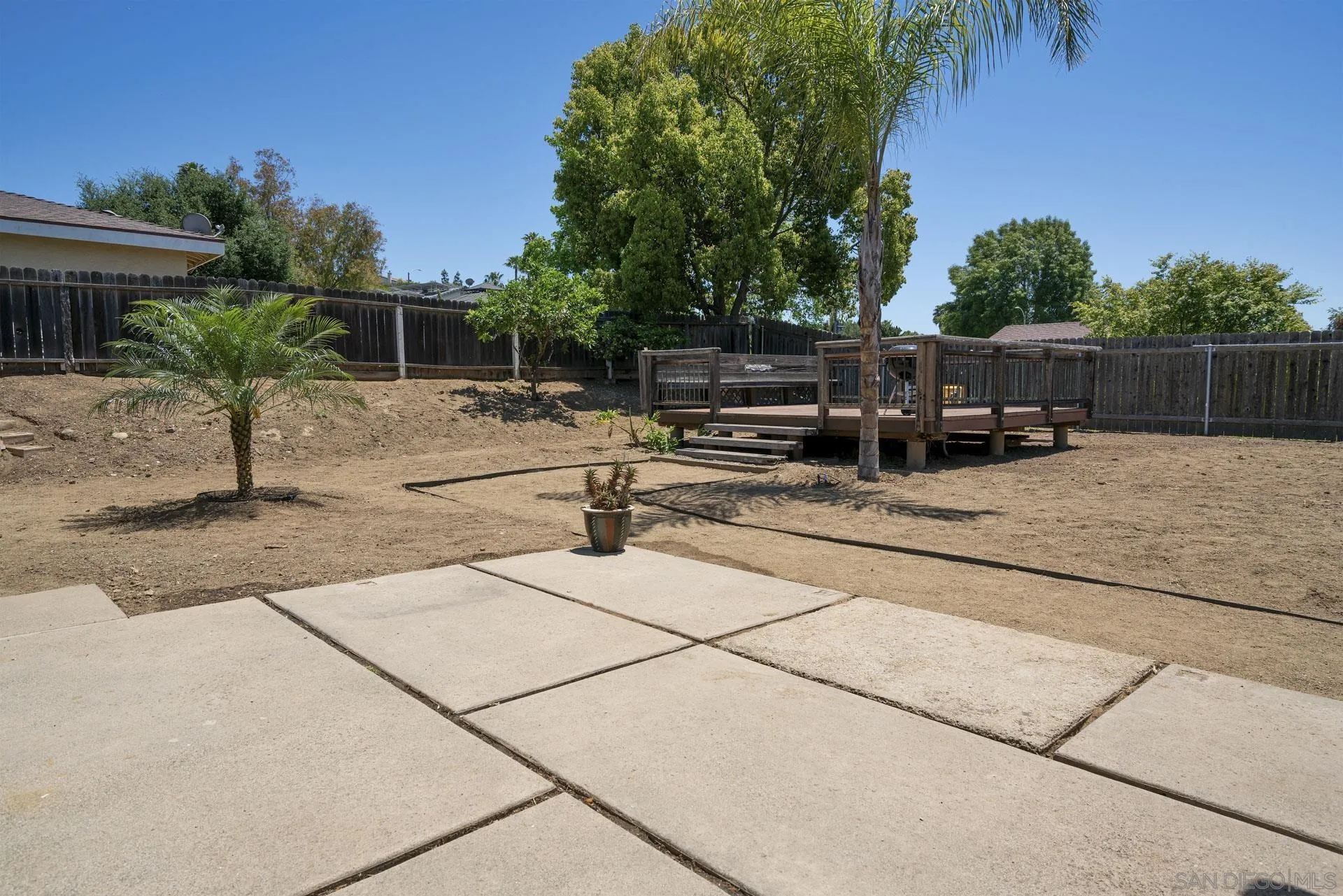 913 Buena Rosa Court Fallbrook, CA 92028 - Photo 28 of 45 a view of backyard with sitting area