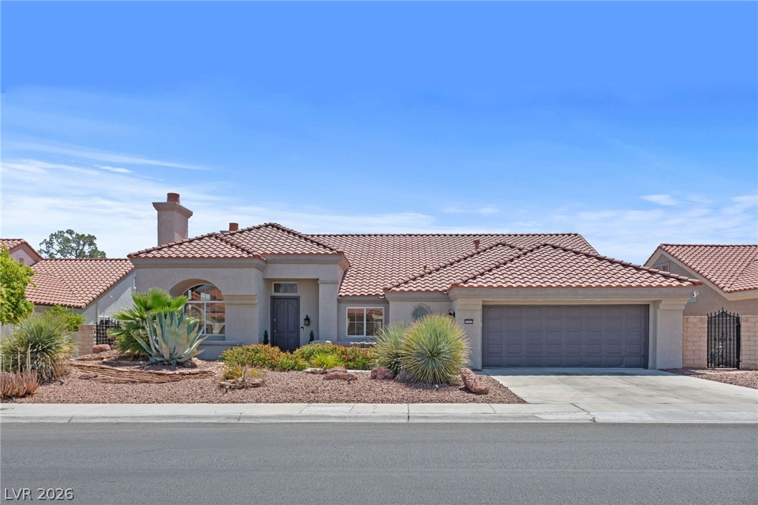 2900 Crown Ridge Drive Las Vegas, NV 89134 - Photo 3 of 80