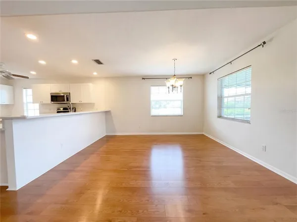 $470,000 | 890 Morgan Towne Way, Venice, FL 34292