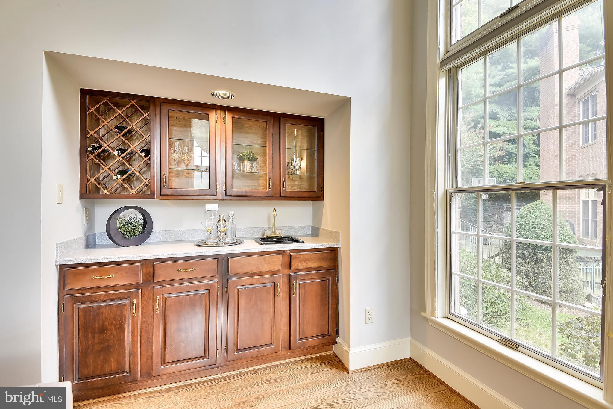 1823 Solitaire Lane McLean, VA 22101 - Photo 3 of 30 Enjoy the wet bar for entertaining guests!