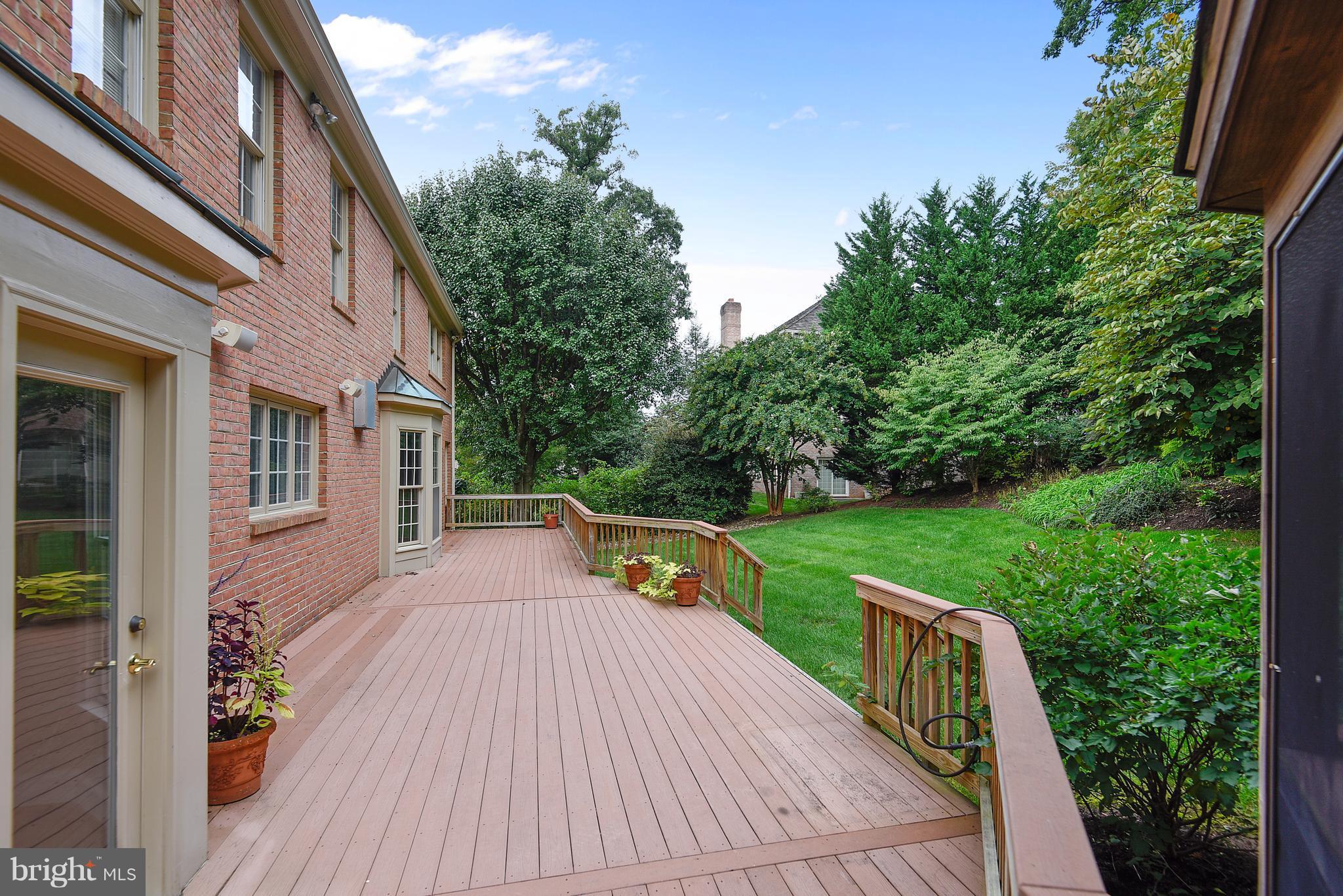 1823 Solitaire Lane McLean, VA 22101 - Photo 25 of 30 Entertainers deck spanning the full length of home