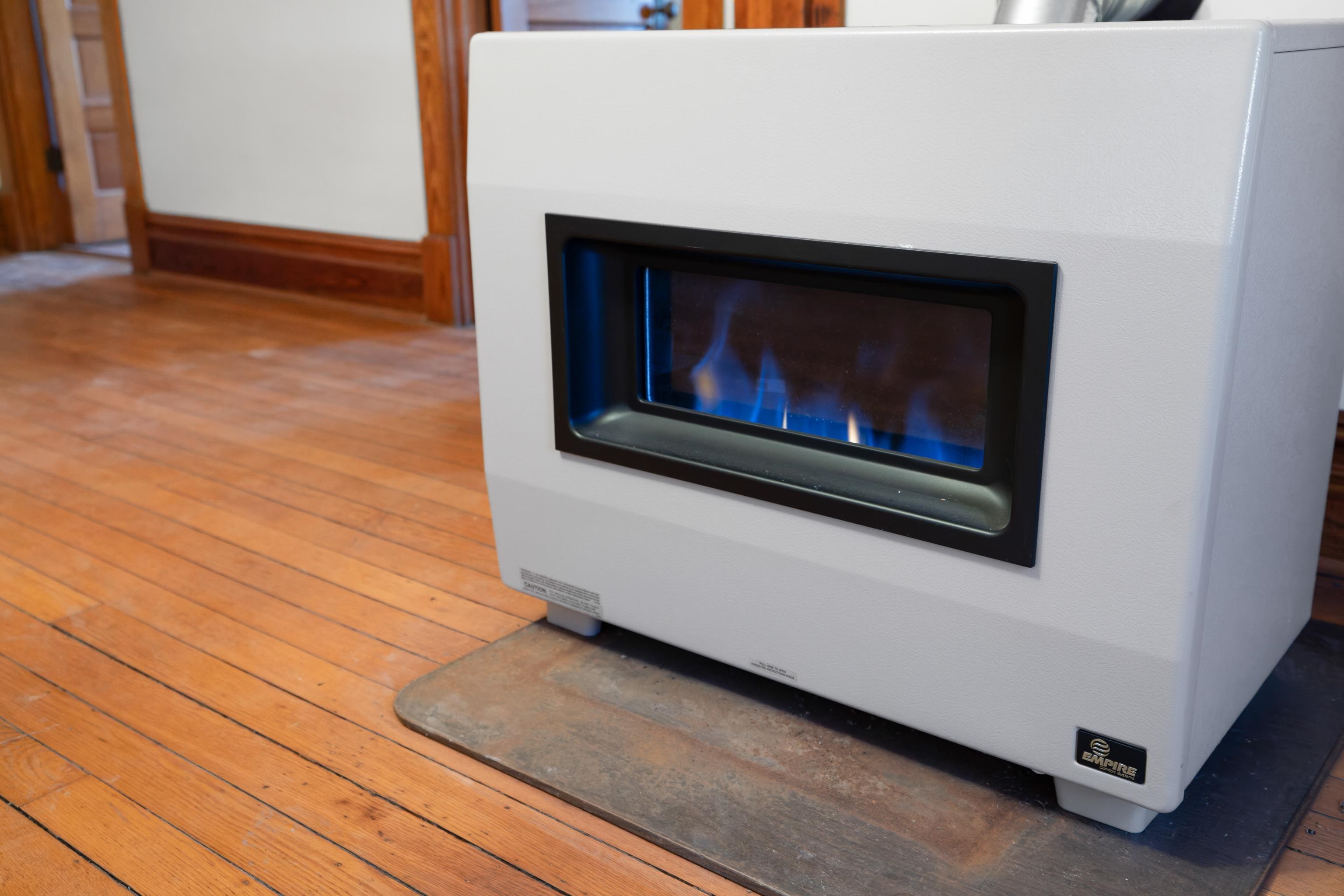 3165 Old Greenville Road Staunton, VA 24401 - Photo 16 of 66 a living room with a fireplace