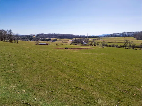 $1,100,000 | 3165 Old Greenville Road, Staunton, VA 24401