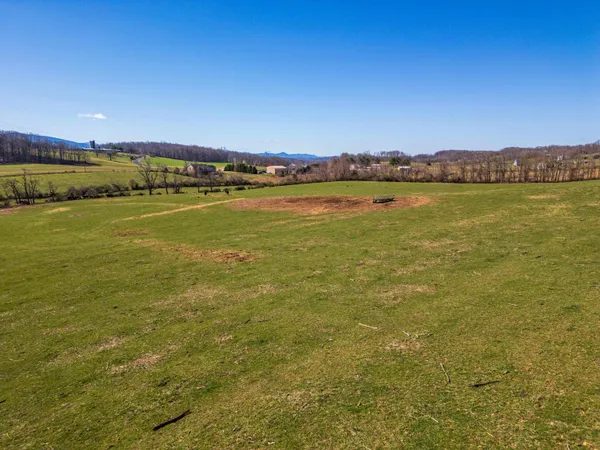 $1,100,000 | 3165 Old Greenville Road, Staunton, VA 24401