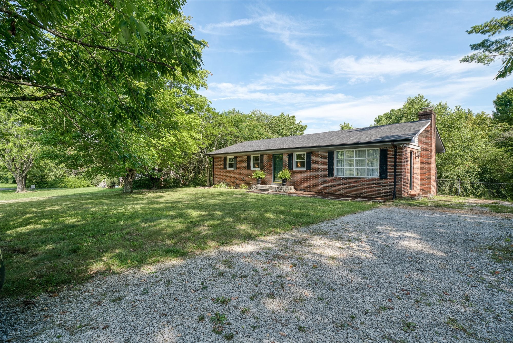 150 Chilcut Road Cookeville, TN 38506 - Photo 2 of 33 Gallery Image 2