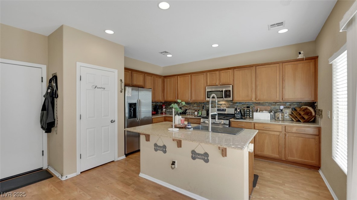10657 Cave Ridge Street Las Vegas, NV 89179 - Photo 7 of 25 Gallery Image 7