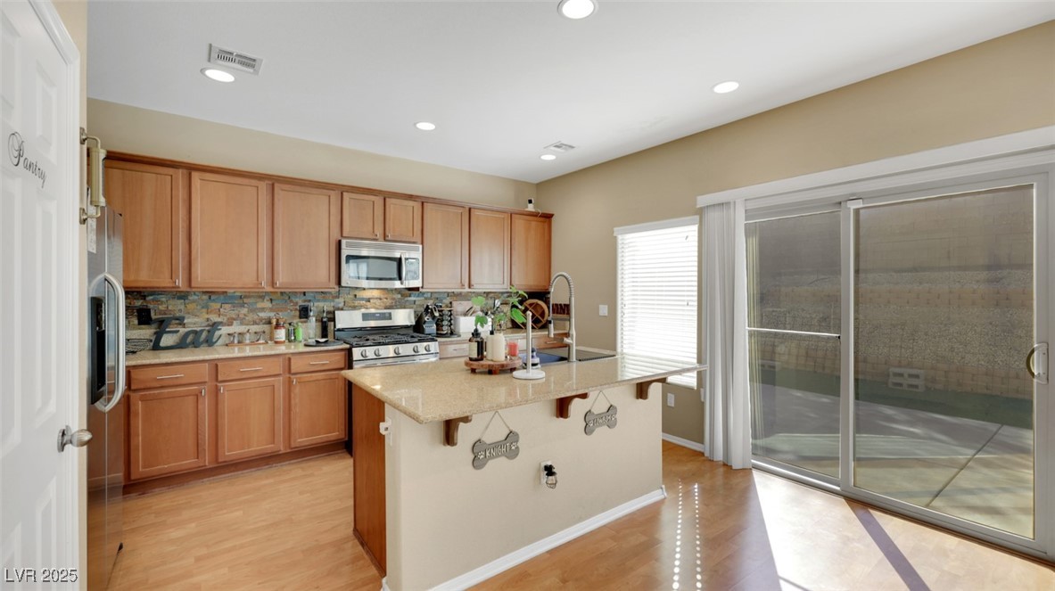 10657 Cave Ridge Street Las Vegas, NV 89179 - Photo 8 of 25 Gallery Image 8