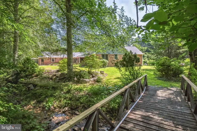 $4,500 | 3574 Glenway Road, Huntingdon Valley, PA 19006