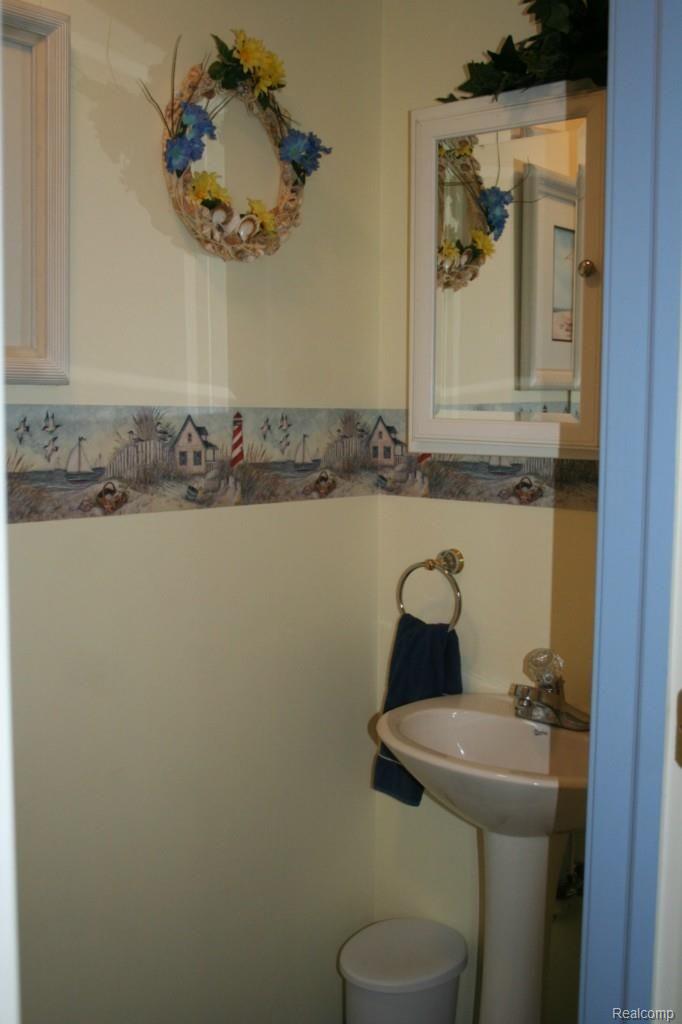 2048 Ducker Road North Branch, MI 48461 - Photo 17 of 19 IMG_5871.jpg