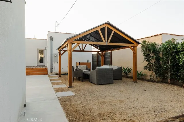 $879,000 | 6418 3rd Avenue, Los Angeles, CA 90043