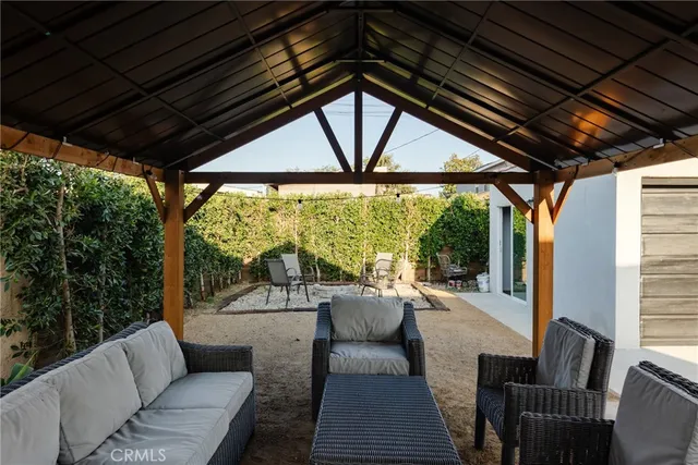 $879,000 | 6418 3rd Avenue, Los Angeles, CA 90043