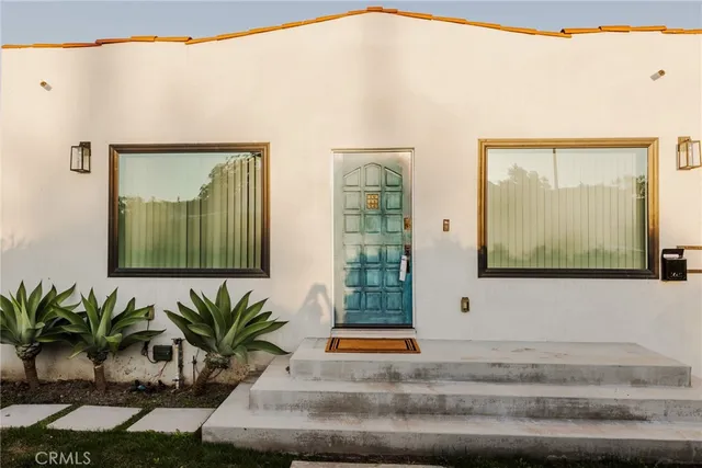 $879,000 | 6418 3rd Avenue, Los Angeles, CA 90043