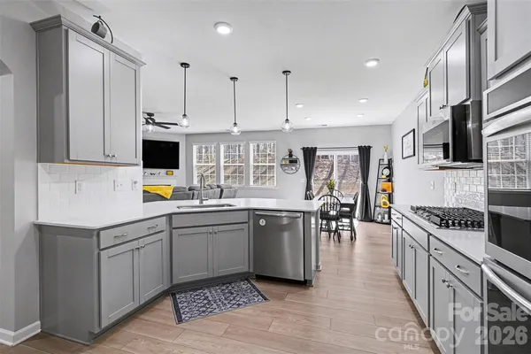 $574,900 | 310 Hamptons Cove Road, Troutman, NC 28166