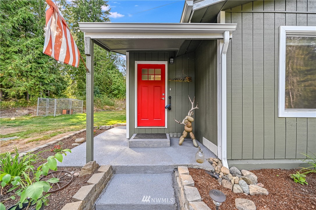 17409 Crooked Mile Road Granite Falls, WA 98252 - Photo 3 of 40 Gallery Image 3