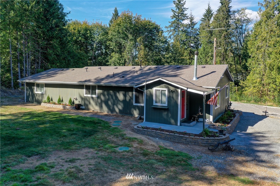 17409 Crooked Mile Road Granite Falls, WA 98252 - Photo 4 of 40 Gallery Image 4