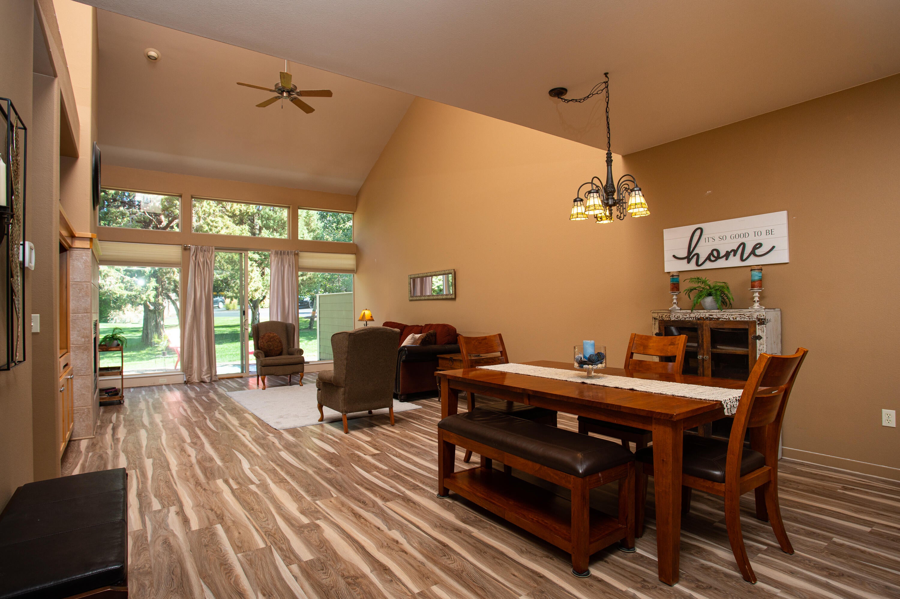 1297 Highland View Loop Redmond, OR 97756 - Photo 6 of 27 1297 Highland View Loop (6 of 27)