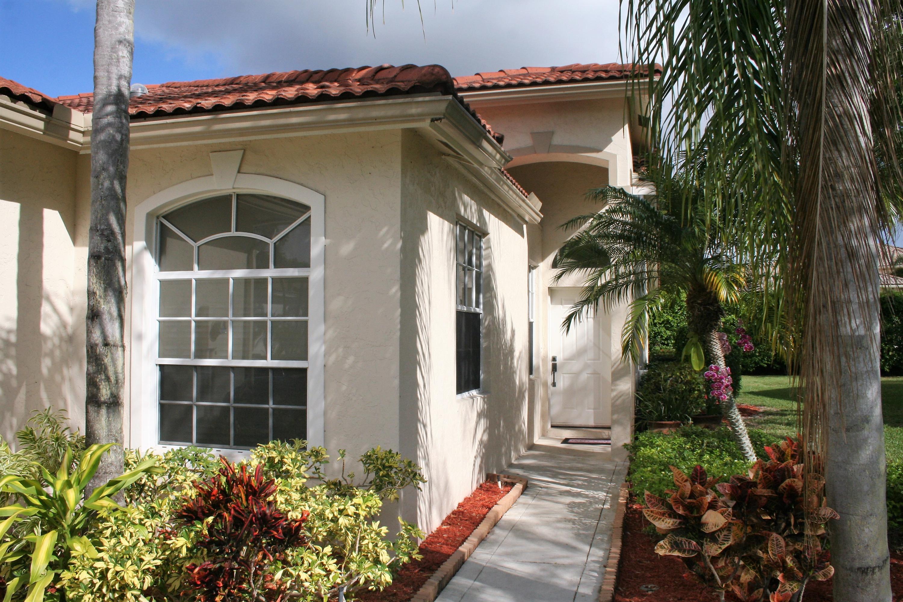 8657 Vía Giula Boca Raton, FL 33496 - Photo 23 of 32 Front Entry