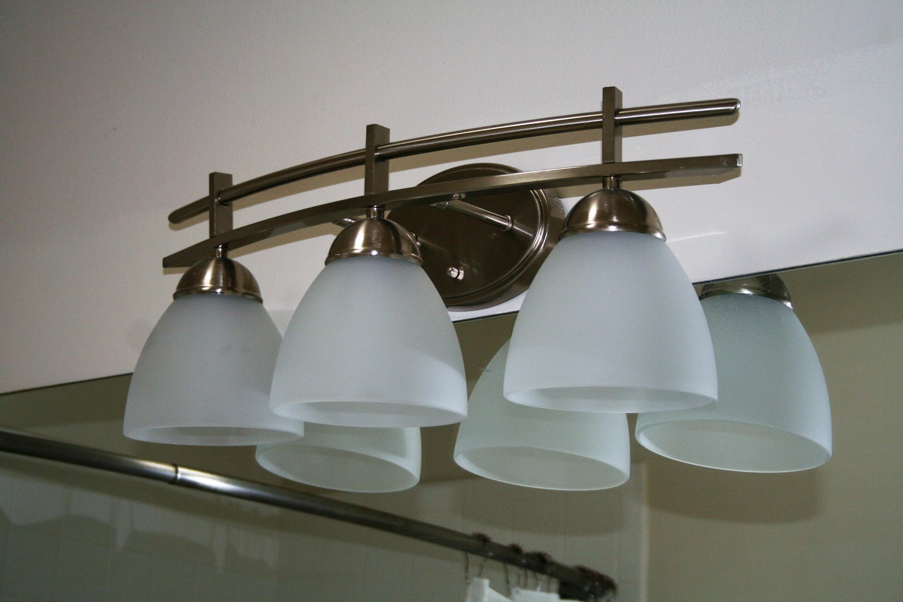 8657 Vía Giula Boca Raton, FL 33496 - Photo 29 of 32 Pretty Light Fixtures