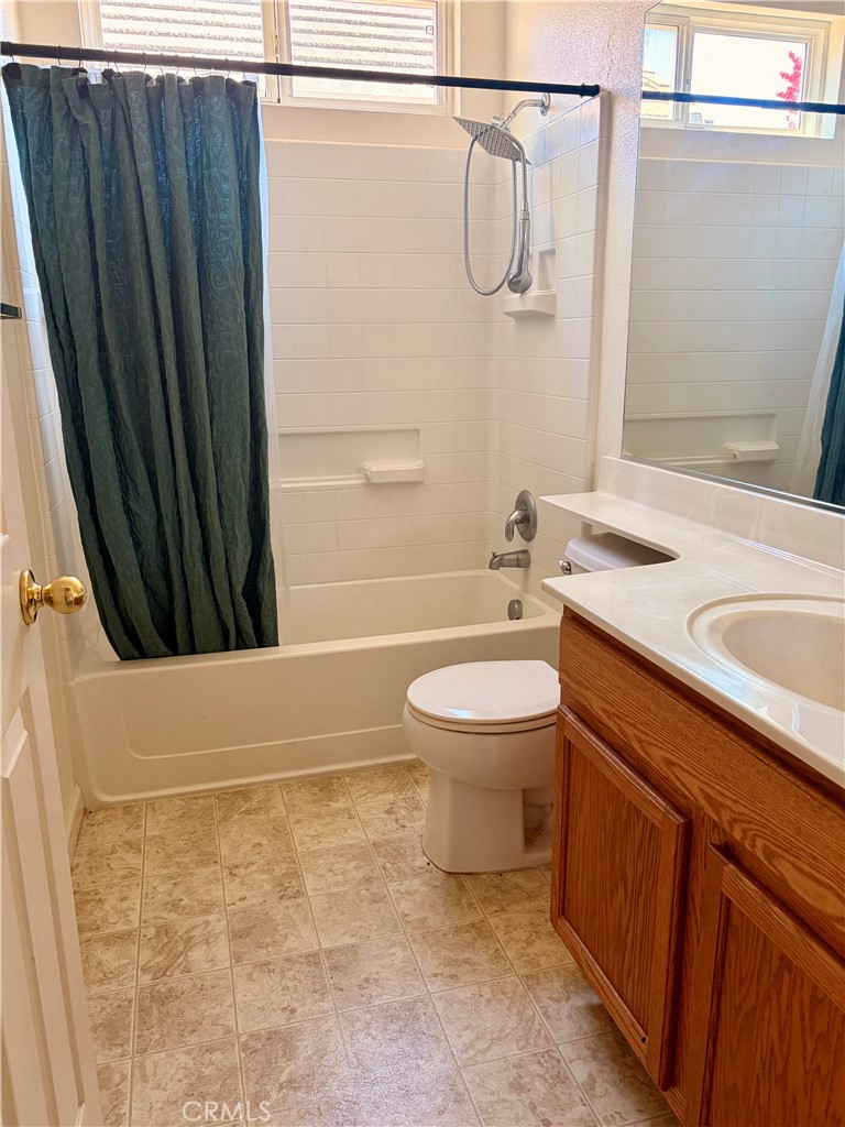3583 Sarasota Avenue Merced, CA 95348 - Photo 7 of 24