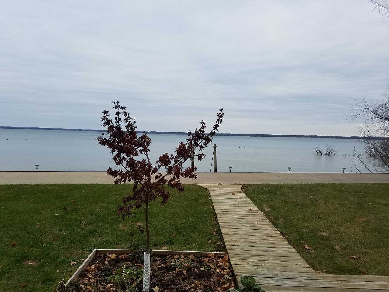 13544 Bluff Road Traverse City, MI 49686 - Photo 47 of 59 1841301-46.JPG