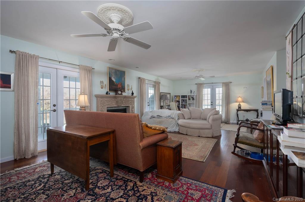1288 Hannah Ford Road Brevard, NC 28712 - Photo 10 of 38 Gallery Image 10