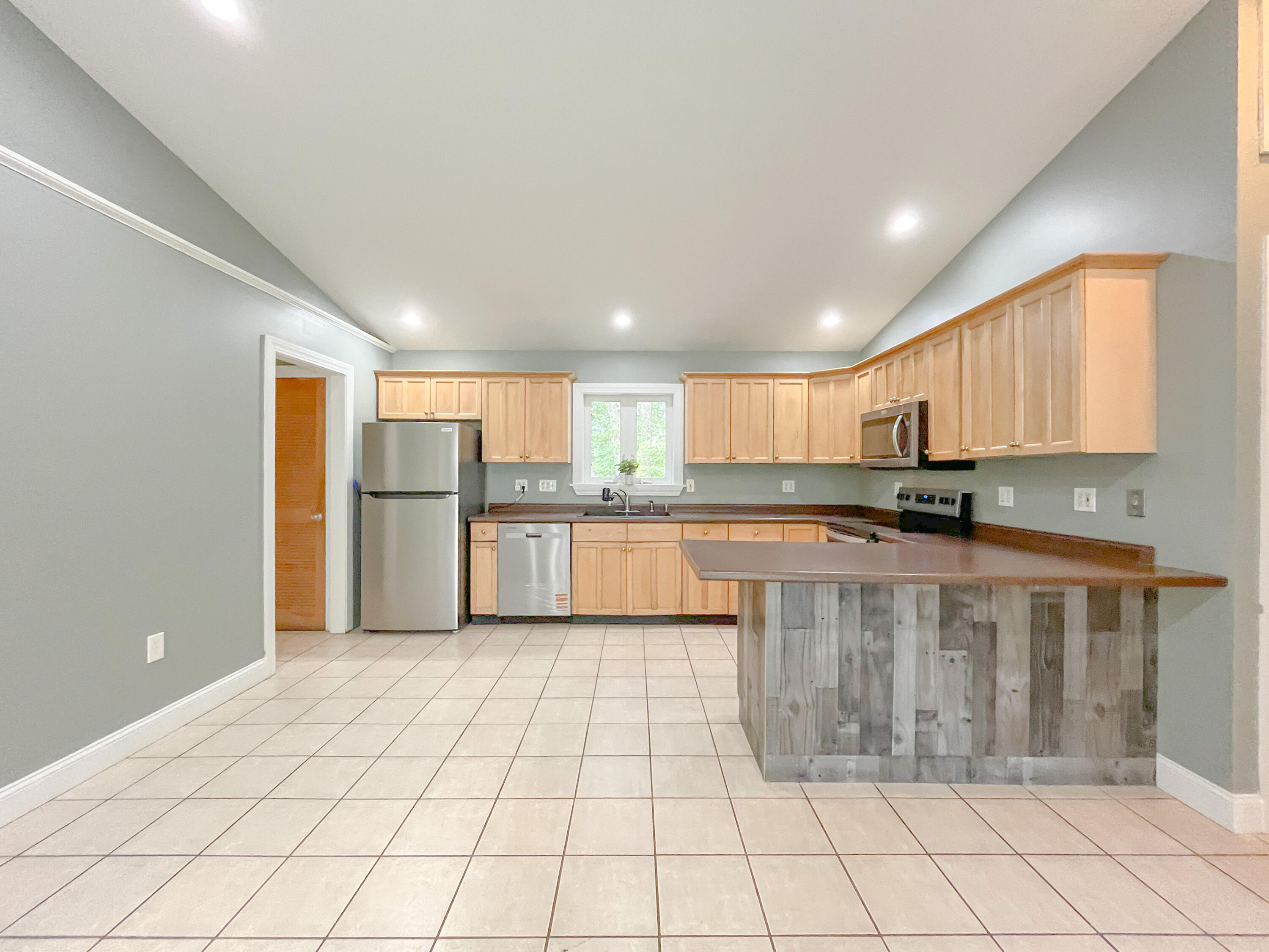 401 Convene Road Sebago, ME 04029 - Photo 12 of 60 401 Convene Rd Sebago -13