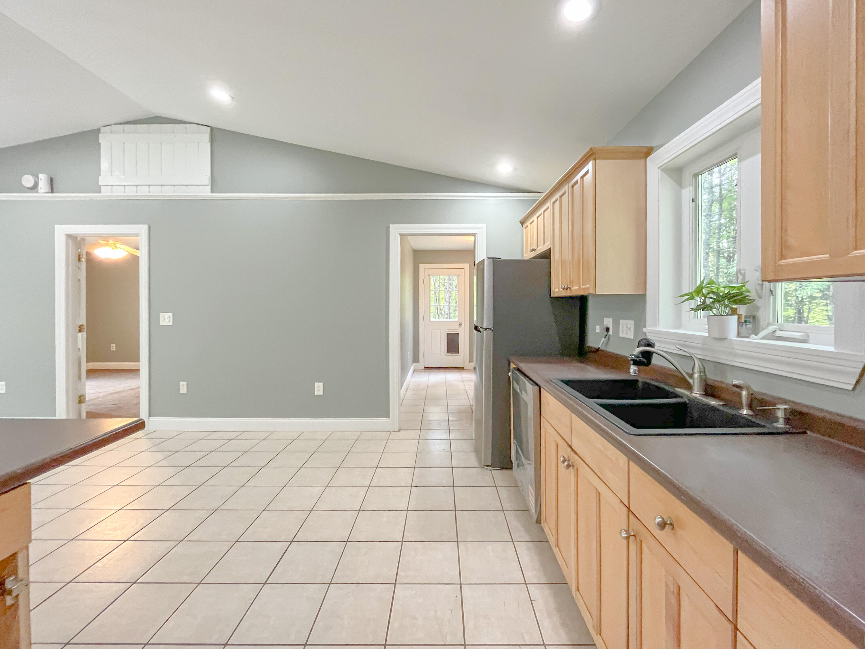 401 Convene Road Sebago, ME 04029 - Photo 17 of 60 401 Convene Rd Sebago -18