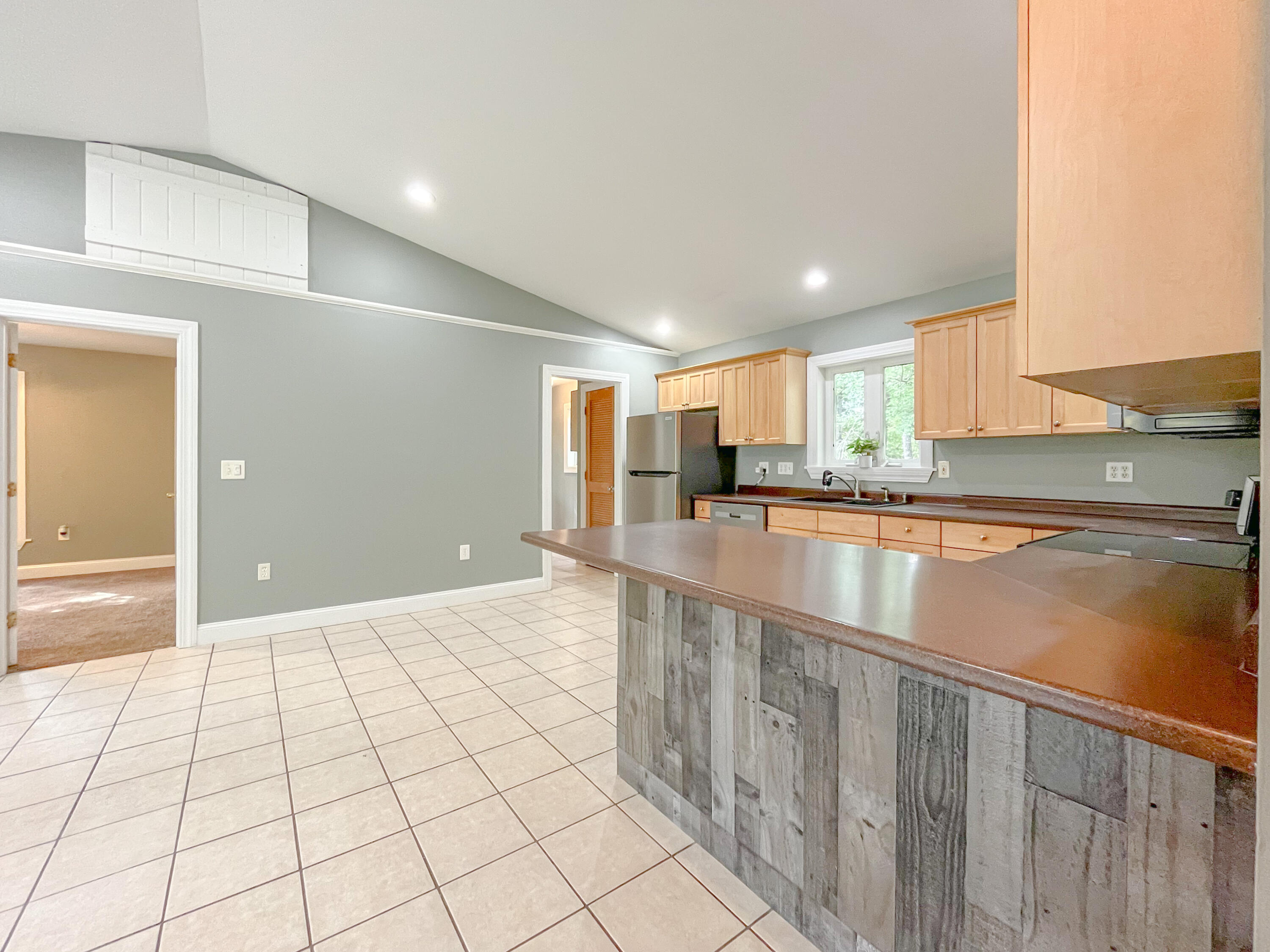 401 Convene Road Sebago, ME 04029 - Photo 18 of 60 401 Convene Rd Sebago -19