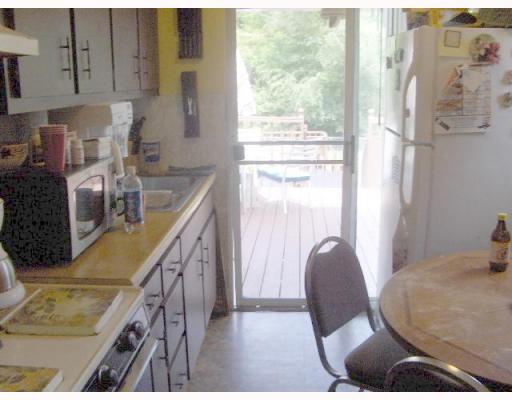 122 Whitestown Road Lyndora, PA 16045 - Photo 3 of 7 Kitchen.