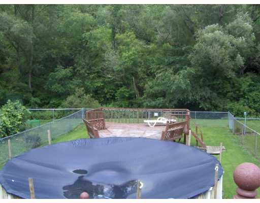 122 Whitestown Road Lyndora, PA 16045 - Photo 6 of 7 Yard/Garden.