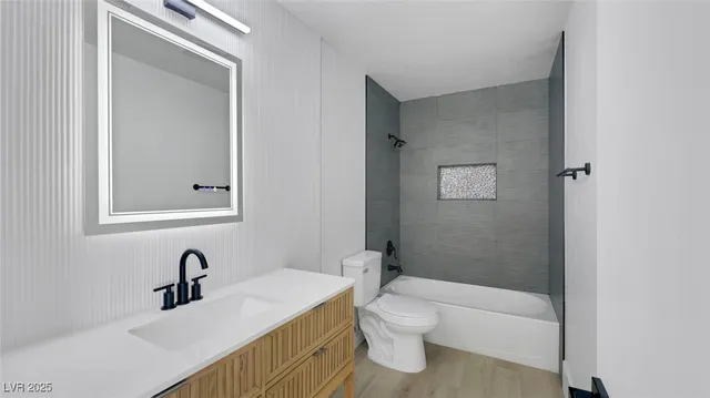 $425,000 | 6556 Mt Roy Lane, Las Vegas, NV 89156