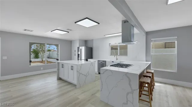 $425,000 | 6556 Mt Roy Lane, Las Vegas, NV 89156