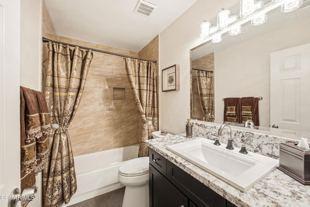 1995 Covington Avenue Simi Valley, CA 93065 - Photo 15 of 28