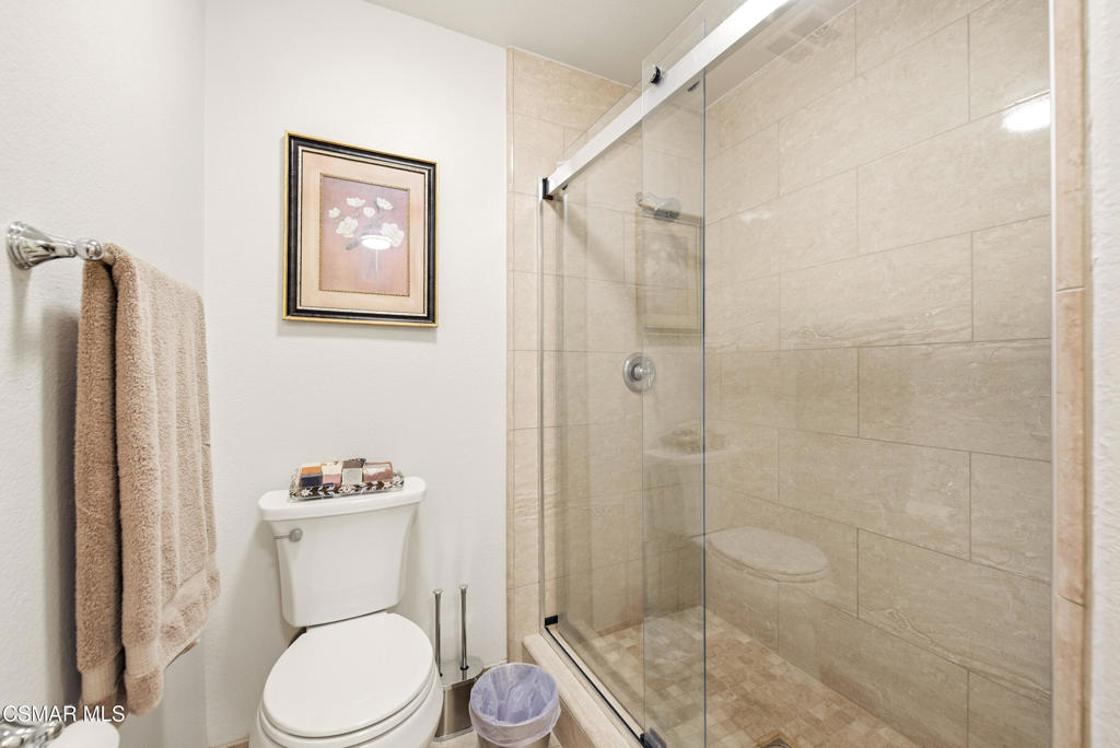 1995 Covington Avenue Simi Valley, CA 93065 - Photo 20 of 28