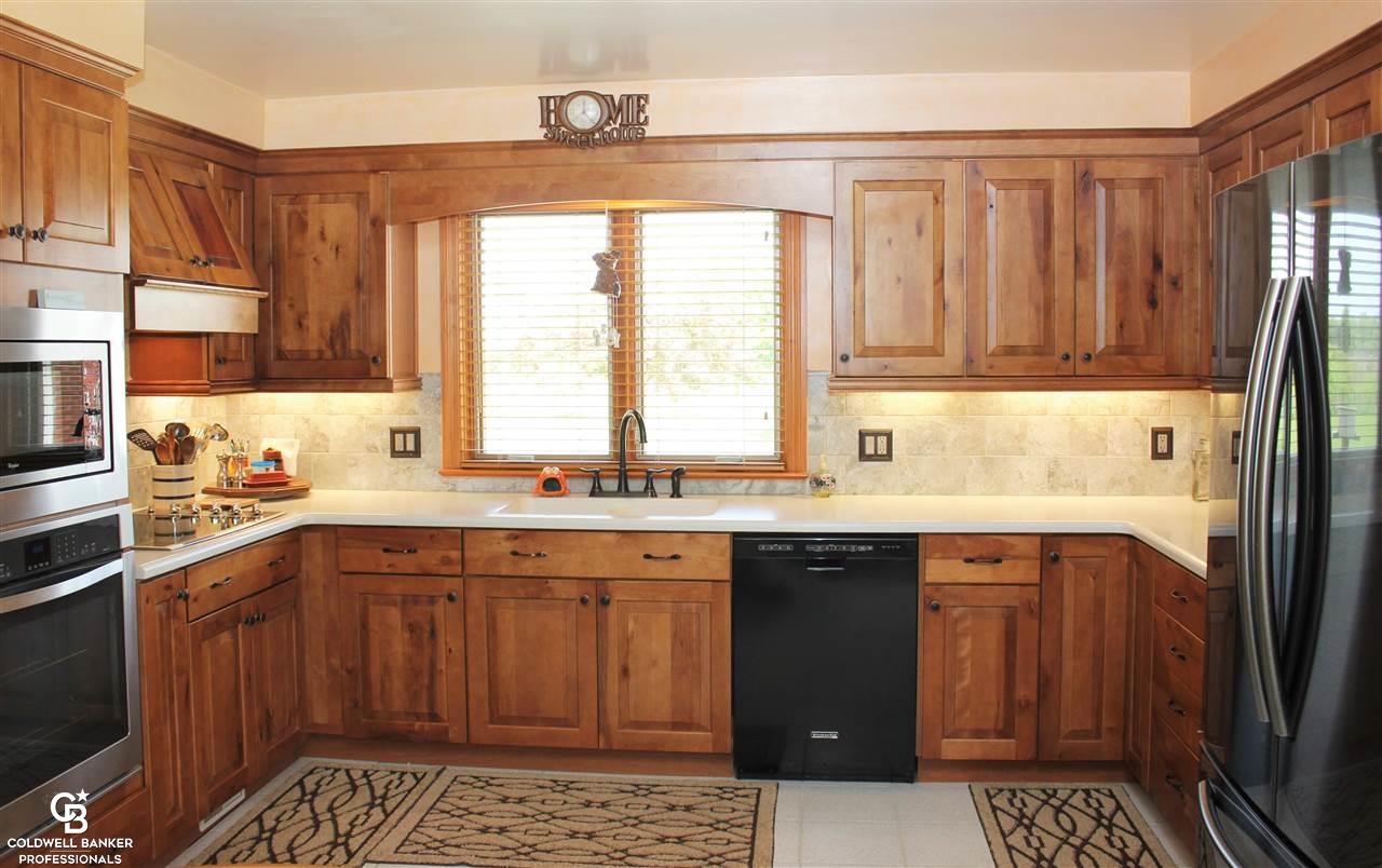 3399 Sheridan Road Emmett, MI 48022 - Photo 13 of 43 AMBIENT LOWER LIGHTING