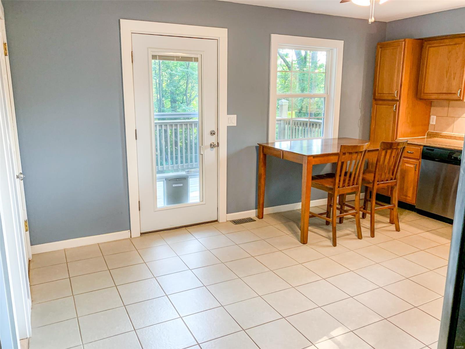 9540 Holy Cross Road Fairview Heights, IL 62208 - Photo 13 of 69 Gallery Image 13