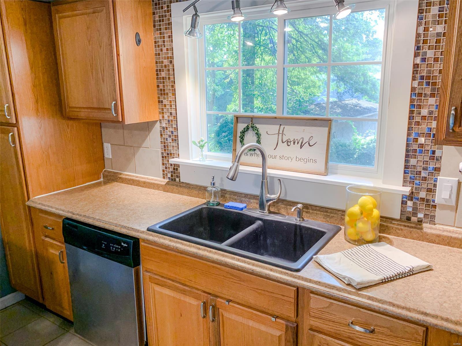 9540 Holy Cross Road Fairview Heights, IL 62208 - Photo 18 of 69 Gallery Image 18