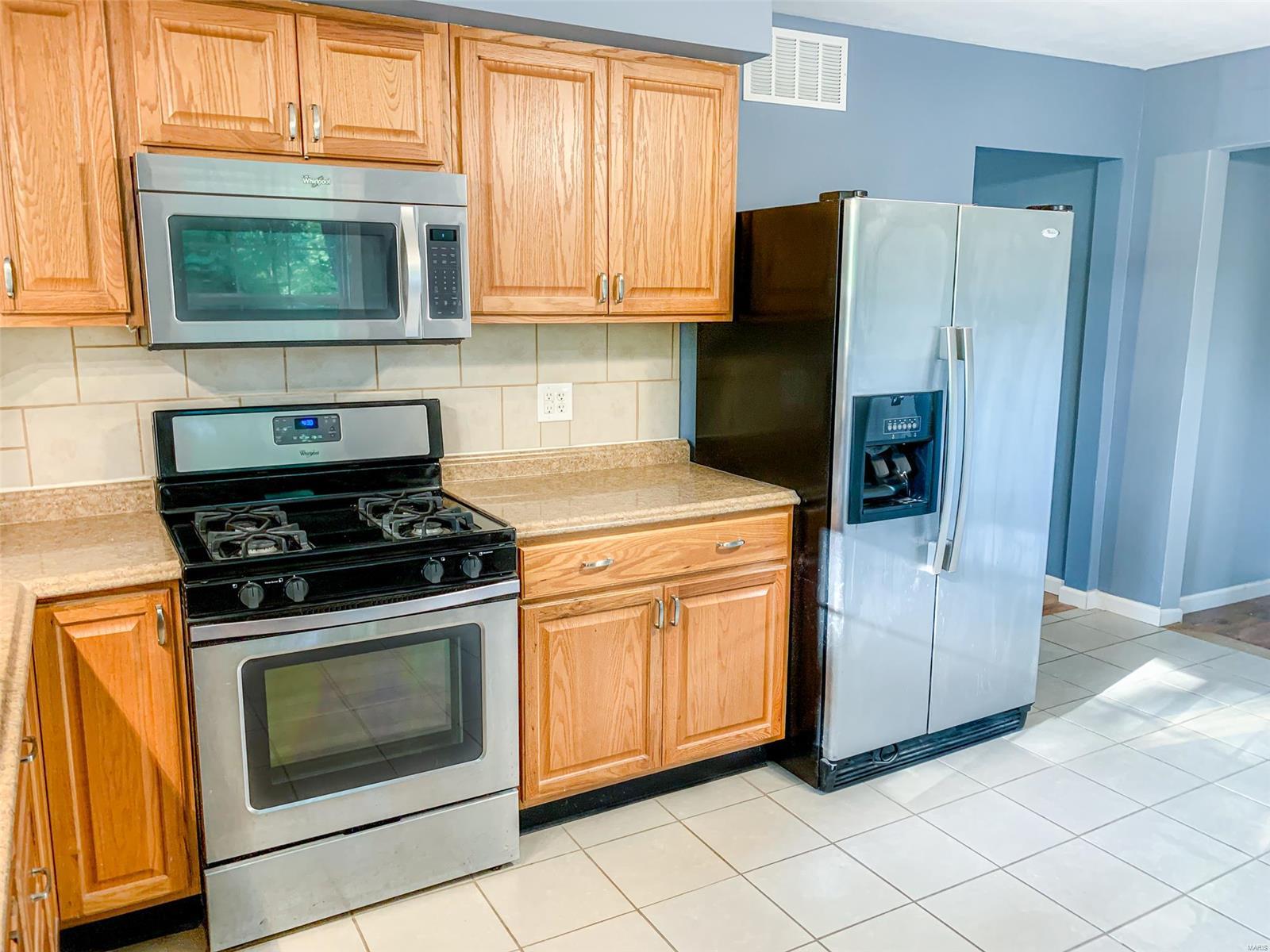 9540 Holy Cross Road Fairview Heights, IL 62208 - Photo 20 of 69 Gallery Image 20