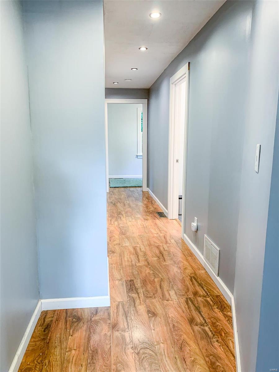 9540 Holy Cross Road Fairview Heights, IL 62208 - Photo 25 of 69 Gallery Image 25