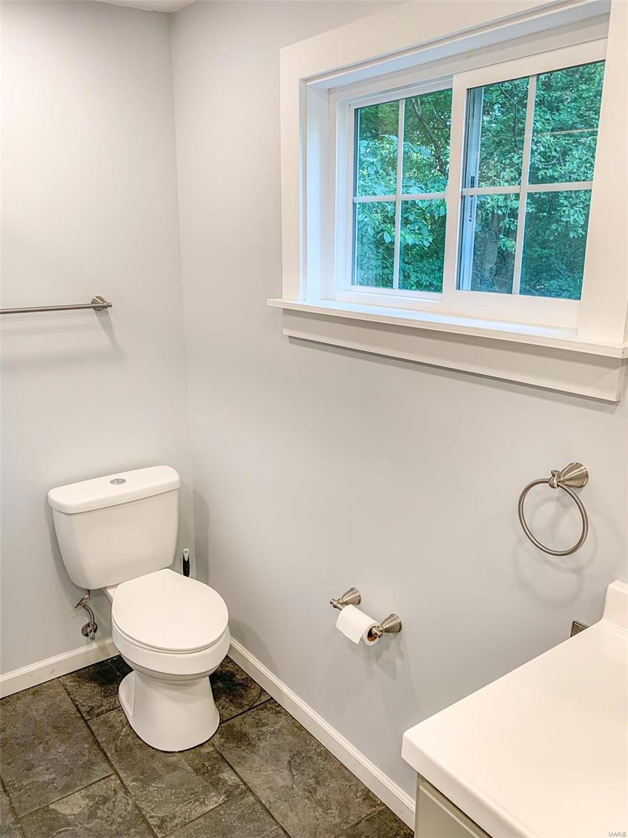 9540 Holy Cross Road Fairview Heights, IL 62208 - Photo 34 of 69 Gallery Image 34