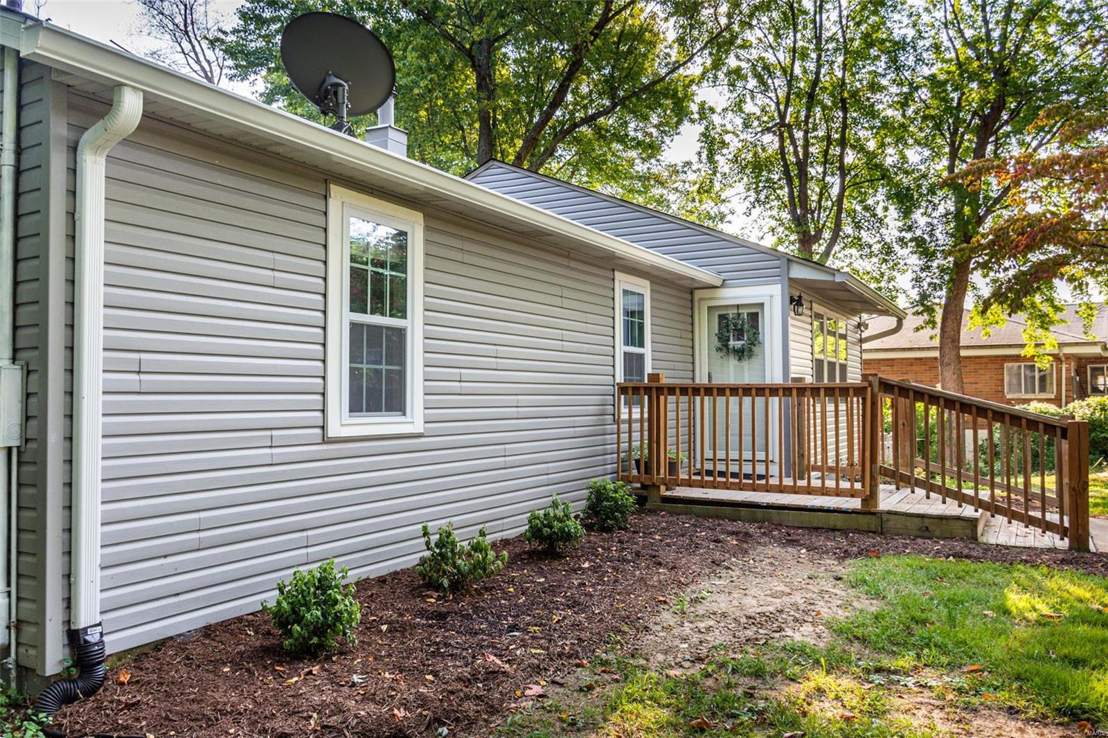 9540 Holy Cross Road Fairview Heights, IL 62208 - Photo 5 of 69 Gallery Image 5