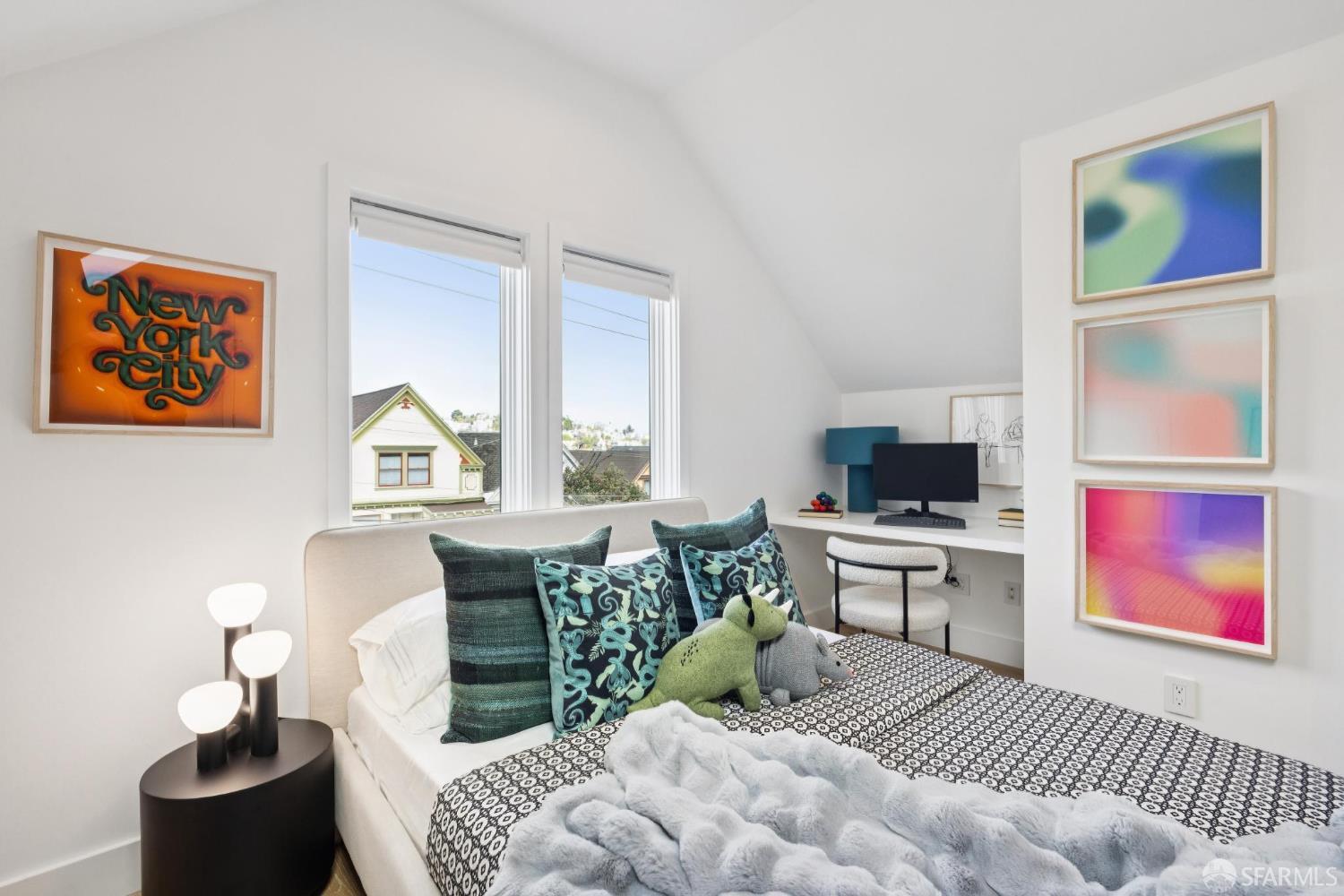 439 Clipper Street San Francisco, CA 94114 - Photo 47 of 71 a bedroom with furniture and a window