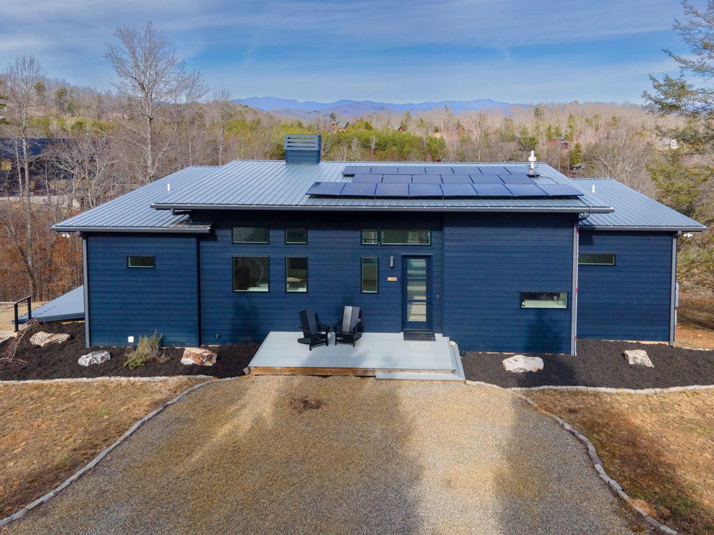458 Brannon Ridge Young Harris, GA 30582 - Photo 7 of 33 a front view of a house with a yard