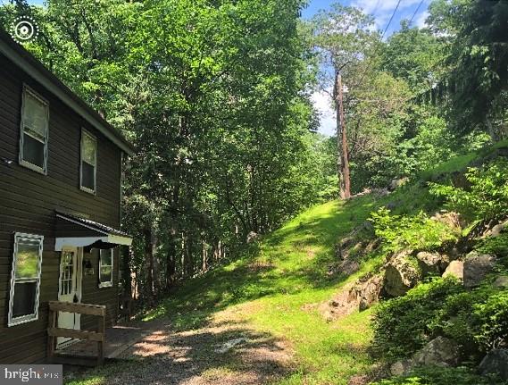 547 Split Rail Road Front Royal, VA 22630 - Photo 2 of 25 FRONT