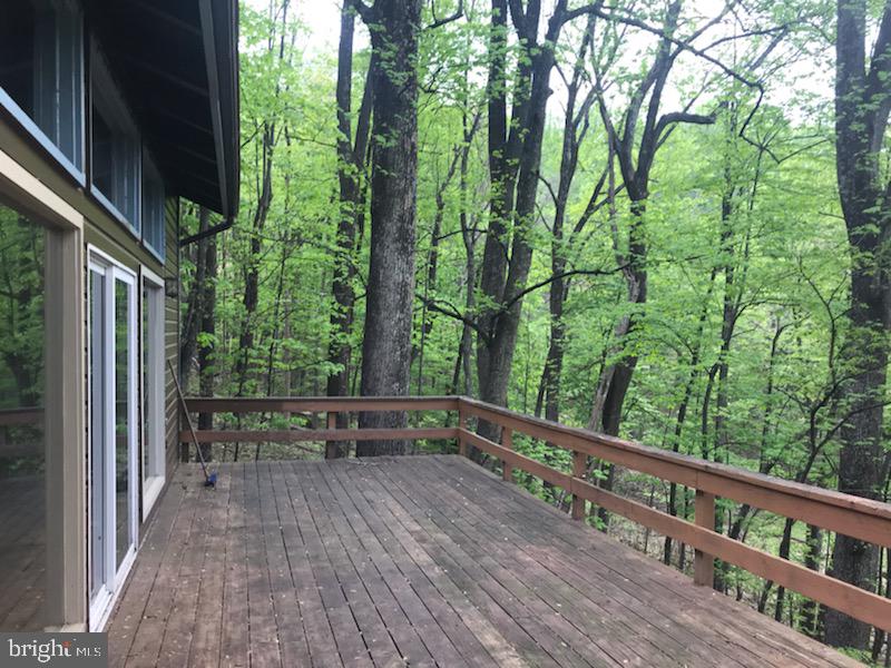 547 Split Rail Road Front Royal, VA 22630 - Photo 20 of 25