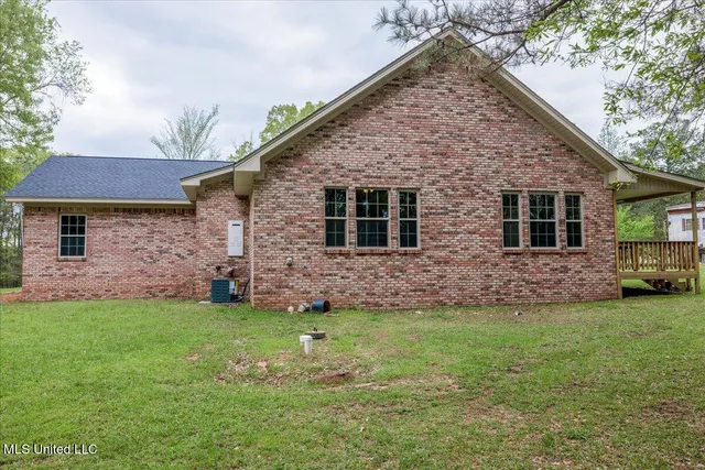 $237,500 | 21871 Highway 51, Scobey, MS 38953