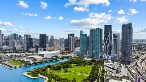 $4,500,000 | 1100 Biscayne Boulevard, Unit 5706, Miami, FL 33132