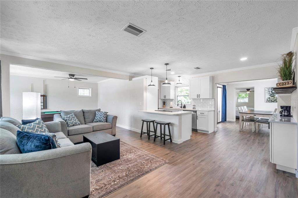 1515 Belleair Road Clearwater, FL 33756 - Photo 3 of 25