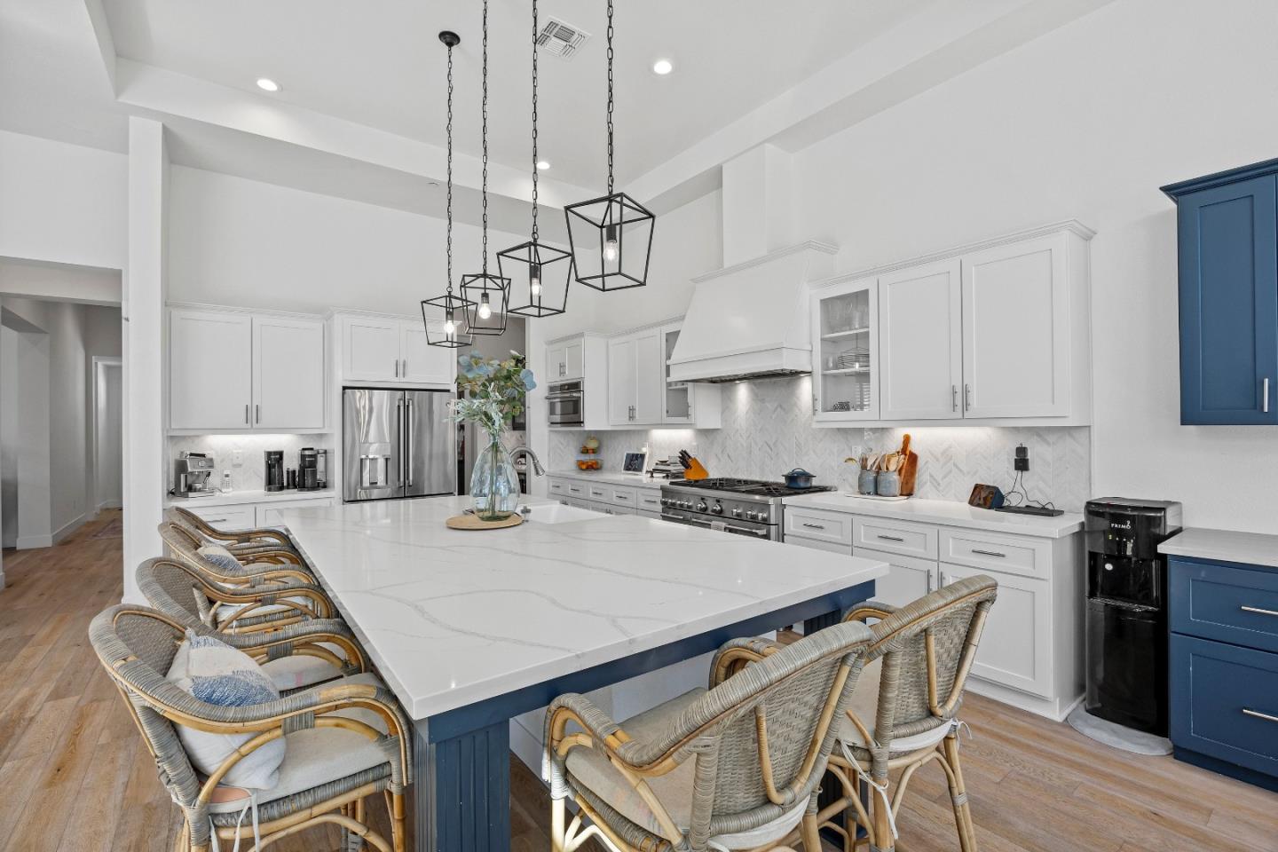 17045 Hill Road Morgan Hill, CA 95037 - Photo 19 of 64